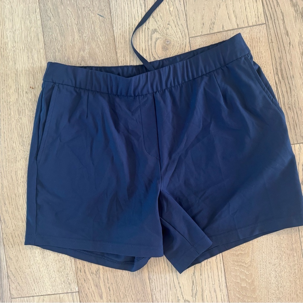 Nike Women's Navy Athletic Shorts
